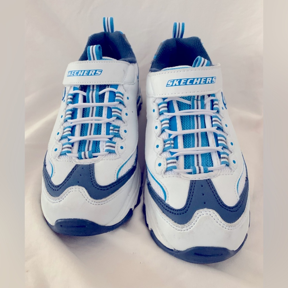 Boys Size 3 Skechers Sneakers